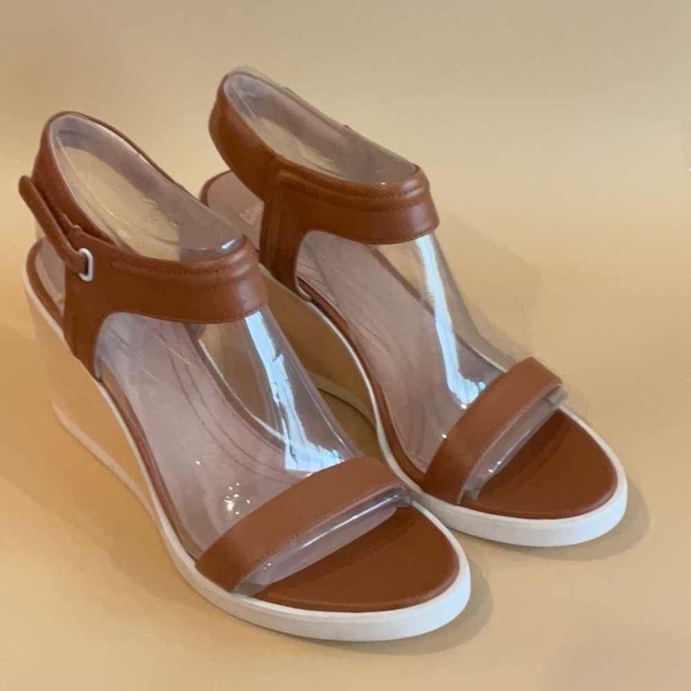 Camper Limi 22568-001 Womens Brown Leather Adjustable Strap Wedges Heels Shoes